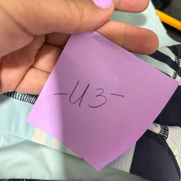 Lululemon Sports Bra Wireless Compression Cross Back Multicolor 10 Striped Gym - Picture 6 of 6